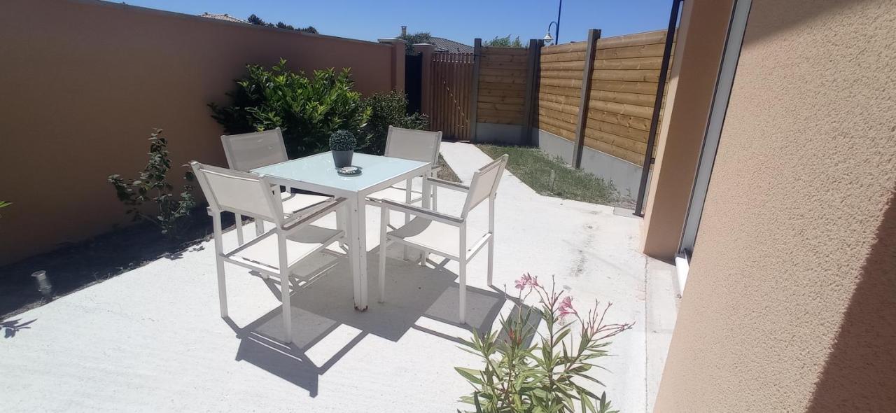 La Petite Maison Du Bassin D'Arcachon - 40 M2, Climatisee, Independante Et Au Calme Audenge Exterior foto